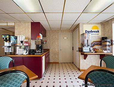 Days Inn By Wyndham Richburg Ngoại thất bức ảnh