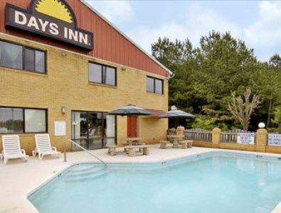 Days Inn By Wyndham Richburg Ngoại thất bức ảnh